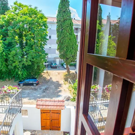 Lakisic House - Free Parking Apartmán