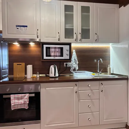 Apartment Lakisic House - Free Parking *